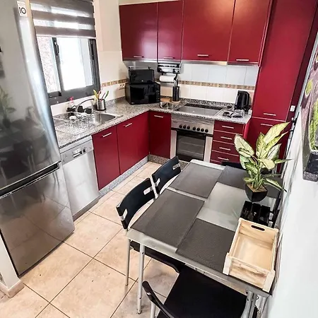 Ariana Villa *
